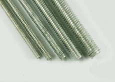 מוטות הברגה ומתאמים